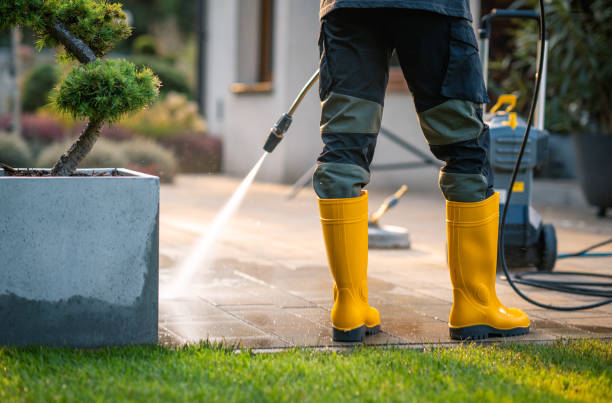 Why Choose Our Certified Pressure Washing Experts for Your Project Needs in Loch Lomond, VA?